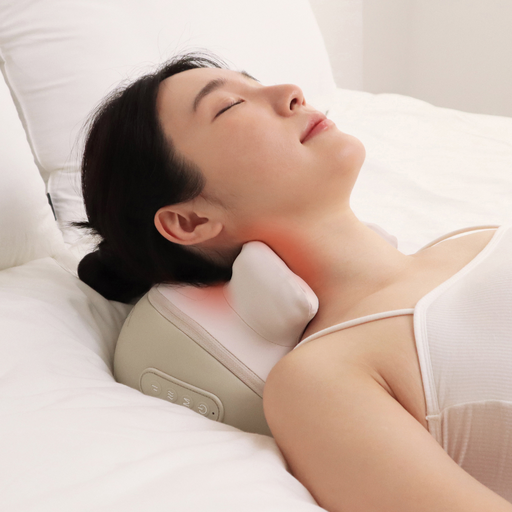 굿슬립 PRO 무선 목 어깨 승모근 마사지기 경추 목근육 베개 안마기 온열 미니 마사지 상품 이미지 3