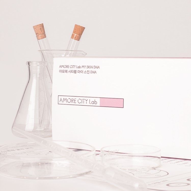 보이는 것과 다른 피부 속 사정
피부와 마주하는 순간,
여기는 아모레 시티랩입니다.